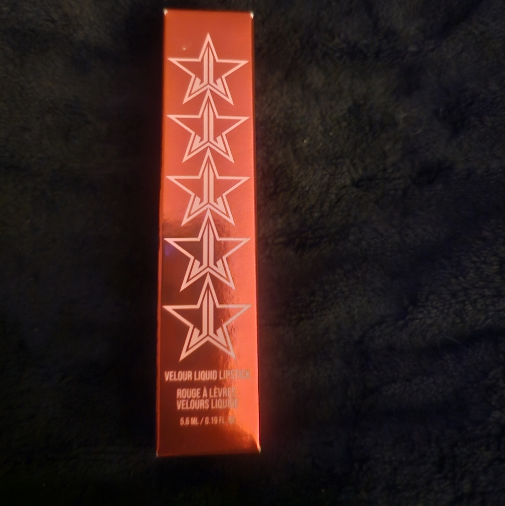 Jefree star liquif lipstick